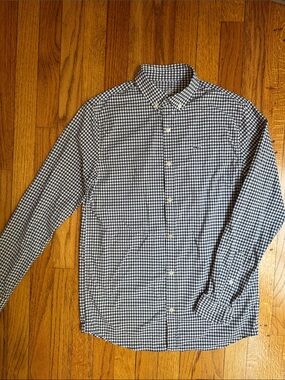 Vineyard Vines Boys button-down shirt